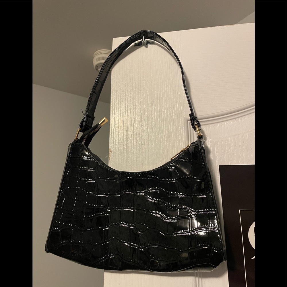 Faux snack skin handbag
